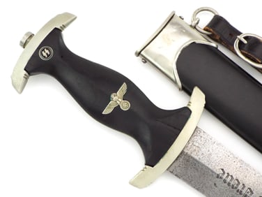 German WWII Model 1933 SS Dagger Maker Marked By RZM M7/14 PD LUNESCHLOSS SOLINGEN.