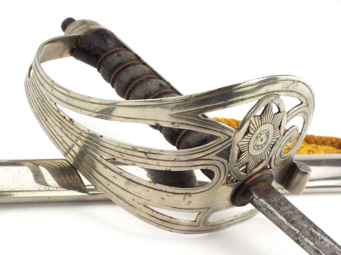 Scarce 1854 pattern Foot Guards sword for Irish Guards Victorian officer’s sword, 19 century (1 of 20)