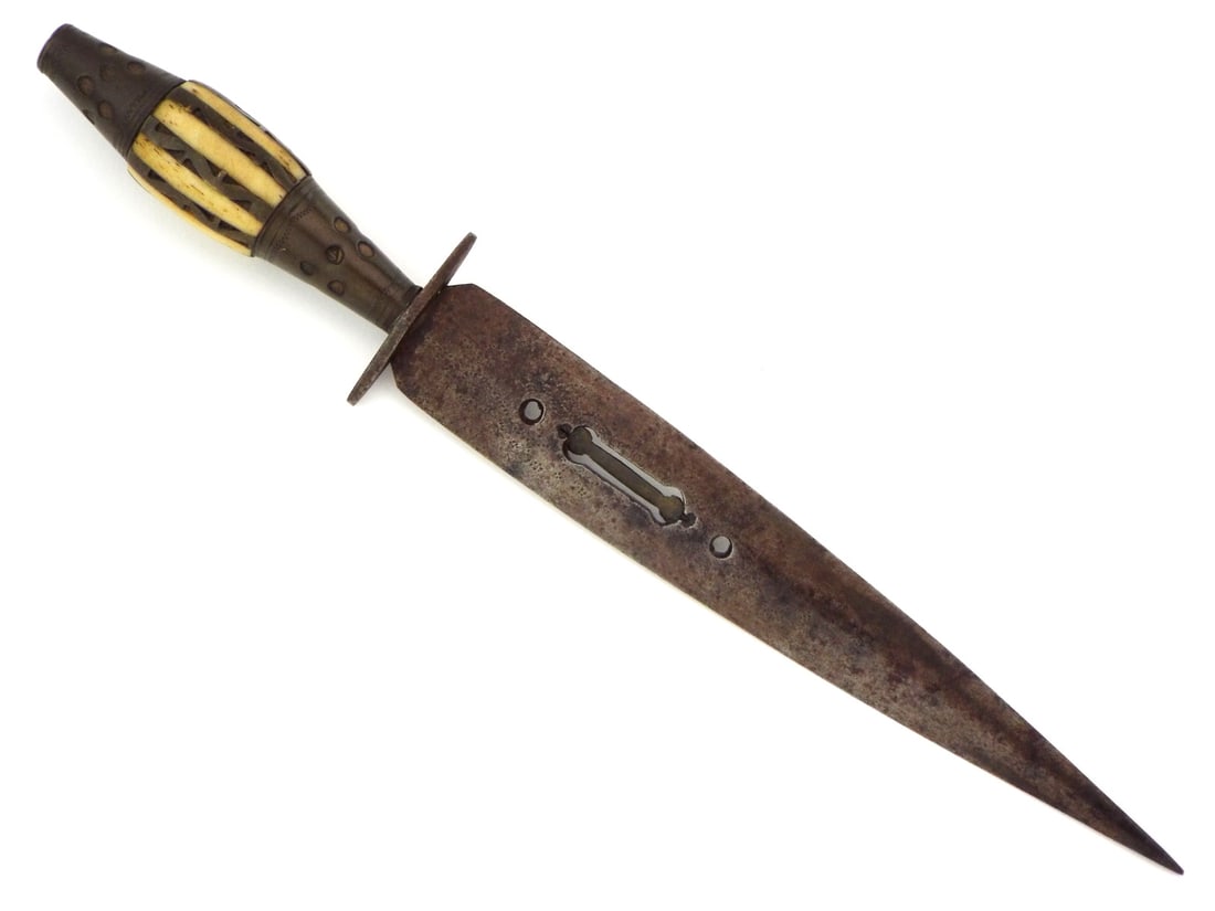 Antique Mediterranean Spanish or Italian Plug Bayonet Dagger Knife. Pierced Blade (1 of 16)
