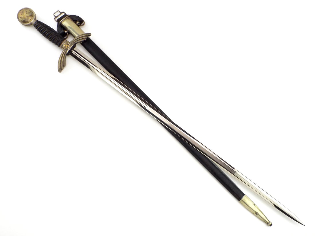 High Quality German WWII Luftwaffe Officers Early Sword by DAVID MALSCH (1 of 12)