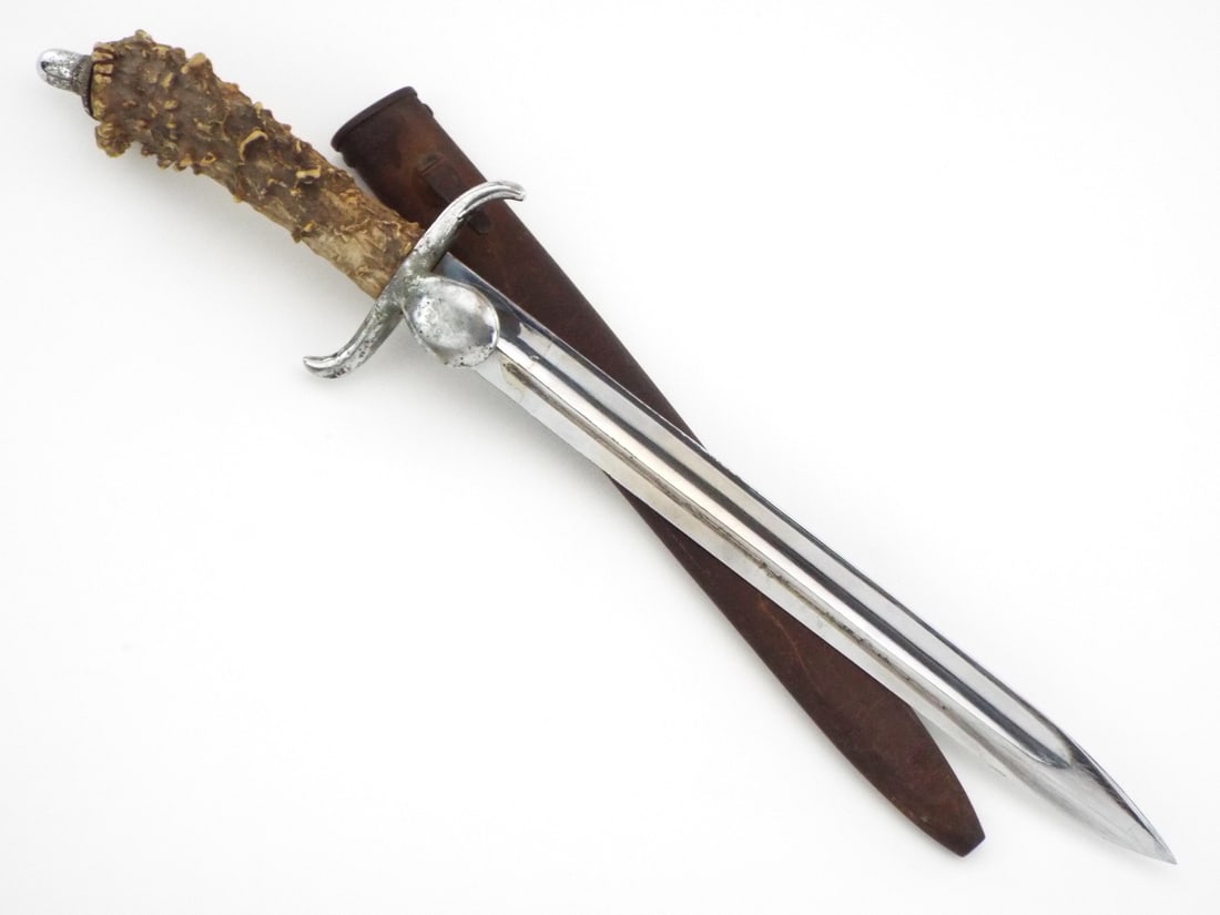 Unusual German WWII Fighting Knife . Stag Handle (1 of 18)