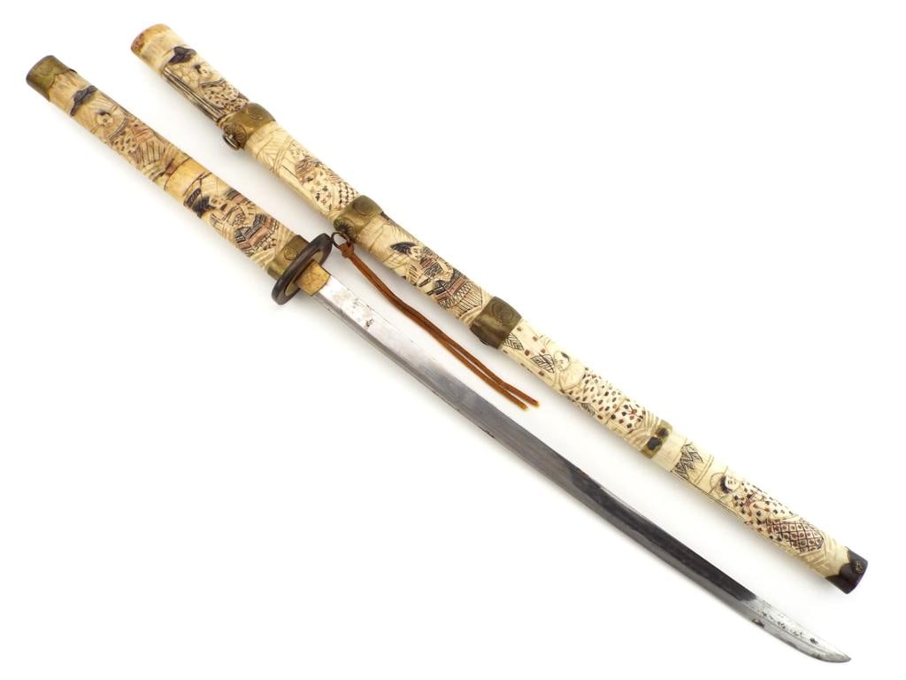 Very Nice Antique Japanese Hand Carved Japanese Meiji Period Samurai Sword With OLD Blade (1 of 20)