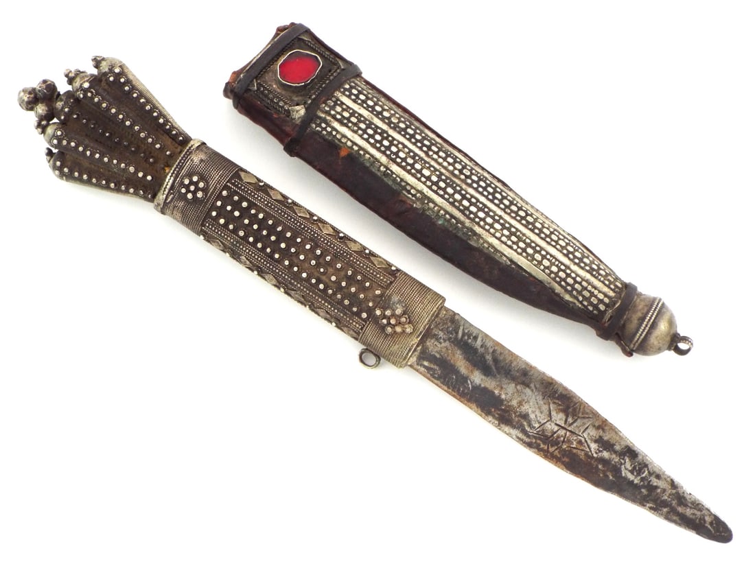 Rare Antique Islamic Arab KHADAMA Knife Dagger, Finely Filigree Silver Handle (1 of 15)
