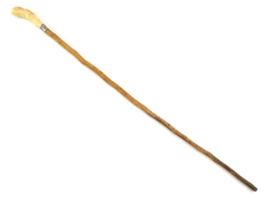 Antique Walking Cane With Fine Carved Handle.