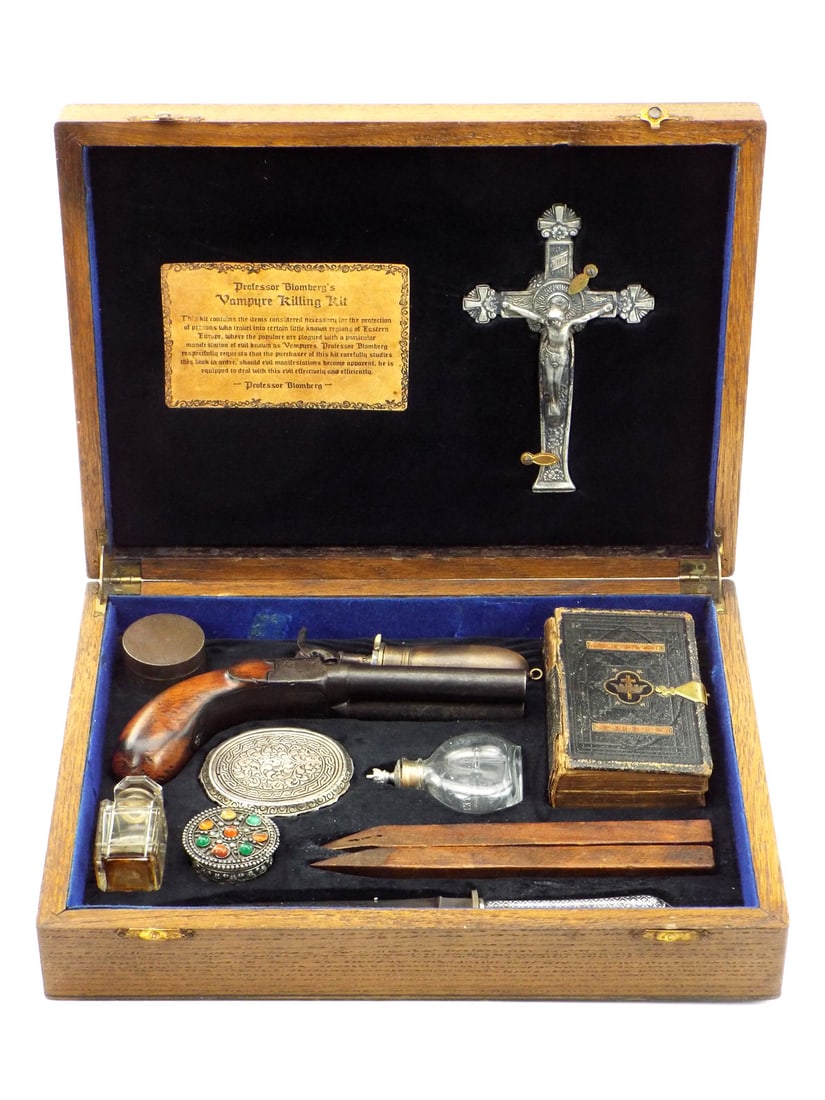 RARE Antique Professor Blomberg Vampire Killing Kit (1 of 20)
