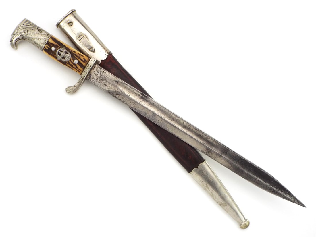 Long German WWII Police Officers Bayonet by WEYERSBERG SOLINGEN: Long German WWII Police Officers Bayonet by WEYERSBERG SOLINGEN. Full Length 19 Inches. Blade Length 13 Inches.