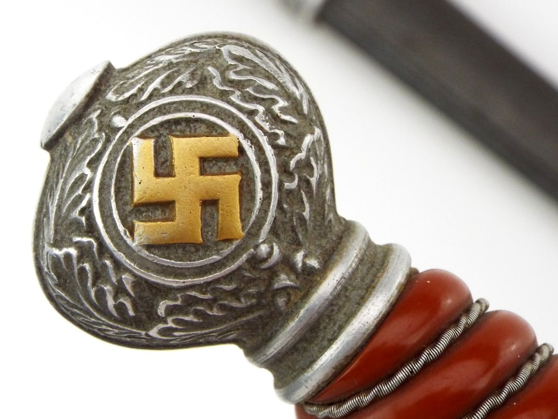 EXTREMELY RARE CONDITION German WWII 2nd Model Luftwaffe Dagger by SMF SOLINGEN (1 of 16)