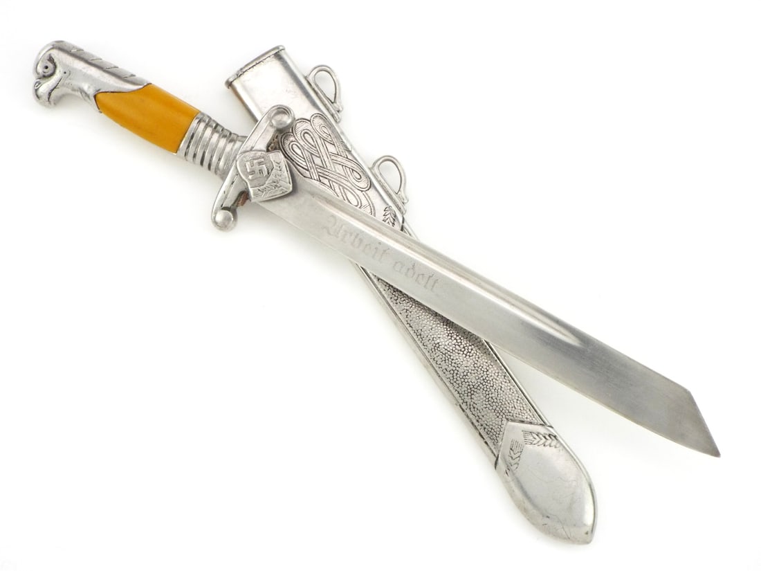 Very Good Salesman Sample MINIATURE German WWII RAD Officers Dagger (1 of 14)