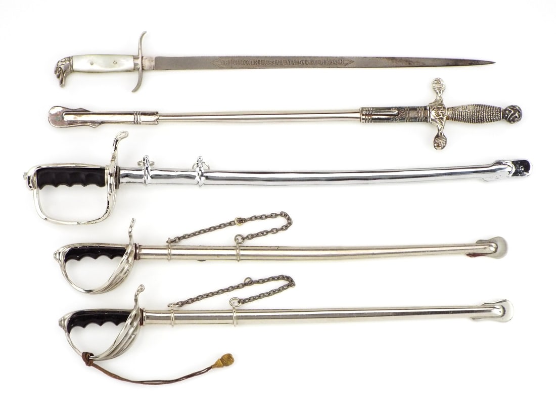 5 Nice MINIATURE American Swords (1 of 6)