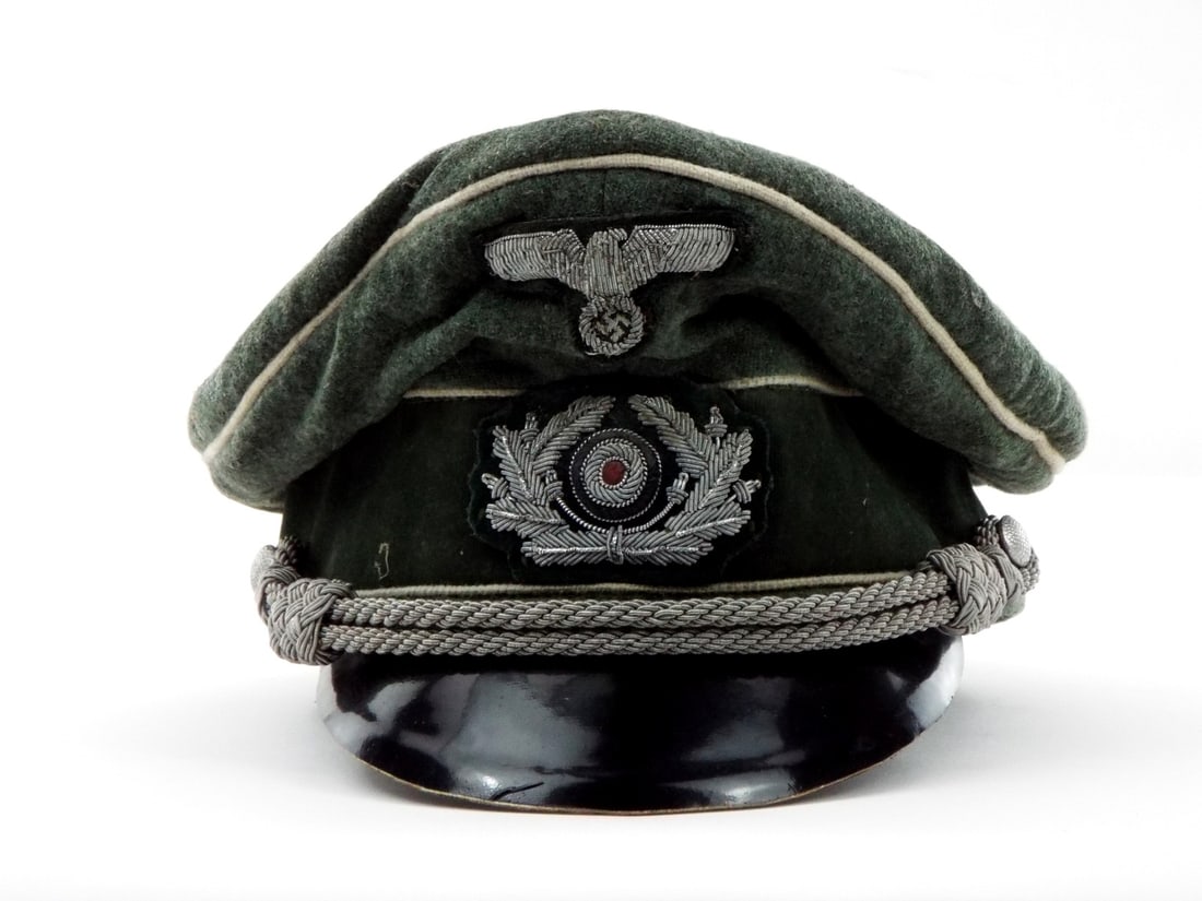 German WWII Officers Visor Cap (1 of 16)