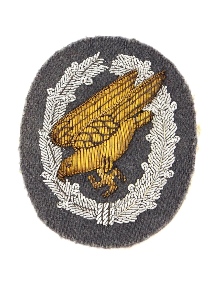 German WWII Luftwaffe Paratrooper Officers Breast Bullion Badge. (1 of 6)