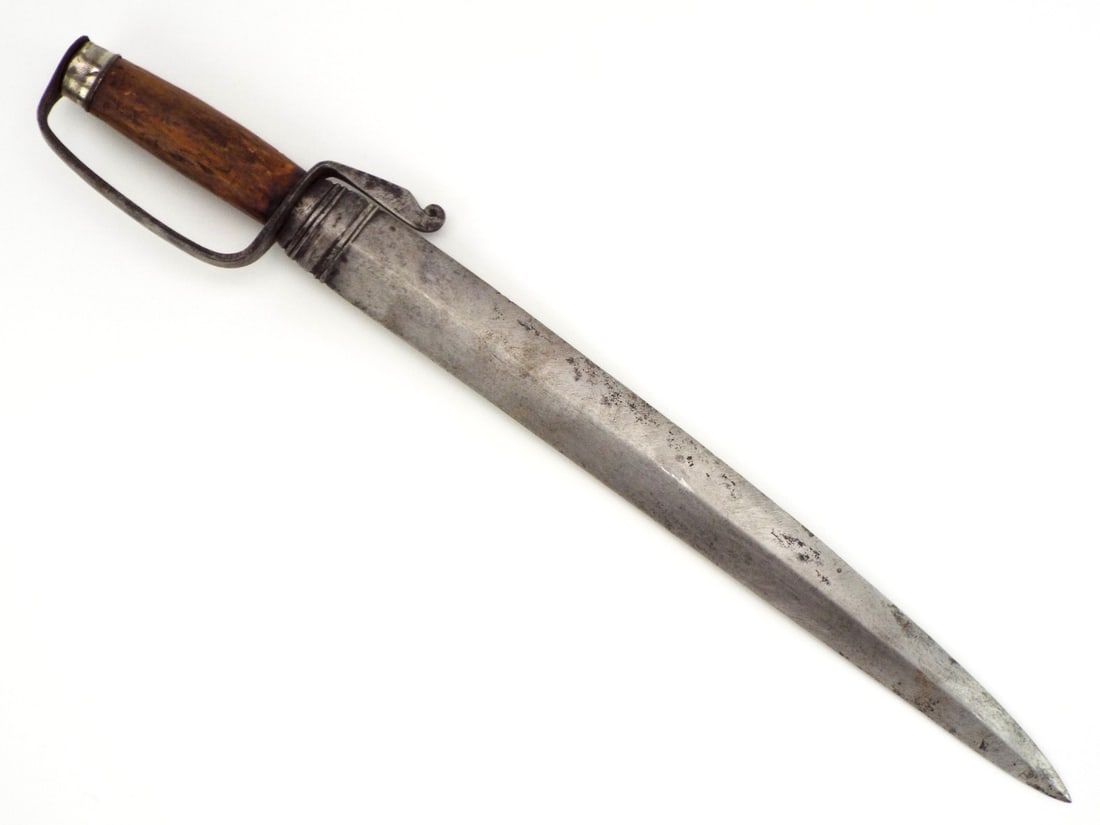 Antique Chinese Qing Dynasty 19th C. Fighting Knife Short Sword. (1 of 14)