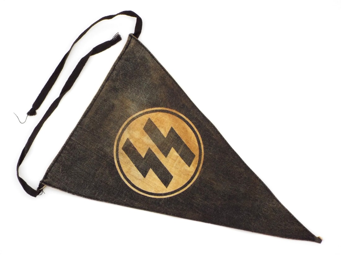 German WWII SS Vehicle Pennant (1 of 8)