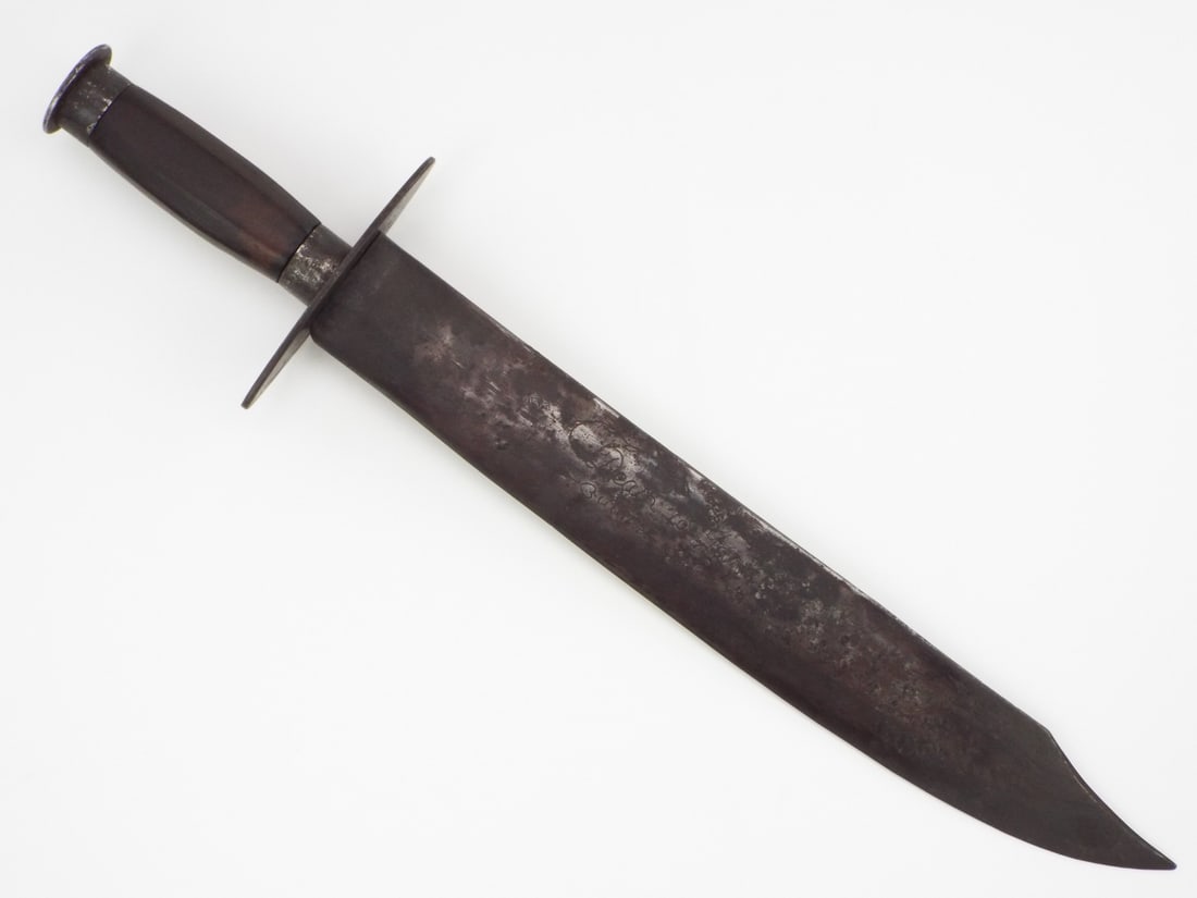 American Civil War era Confederate Soldier's Large Bowie Knife (1 of 16)