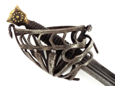 Rare 17th C. Italian SCHIAVONA Baskethilt Broad Sword.Medieval style Script on  Strong Blade