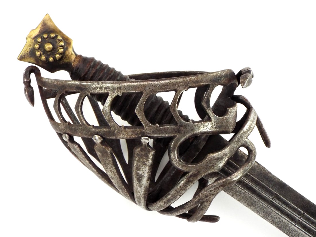 Rare 17th C. Italian SCHIAVONA Baskethilt Broad Sword.Medieval style Script on  Strong Blade (1 of 20)