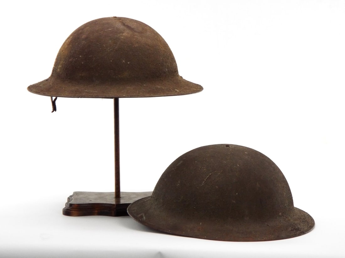 Lot of 2 American WWI Military Doughboy Helmets (1 of 11)