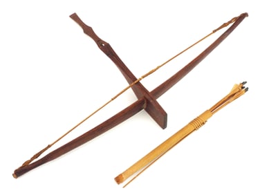 Incredibly RARE Vietnam War era Montagnard Tribe Warriors Crossbow