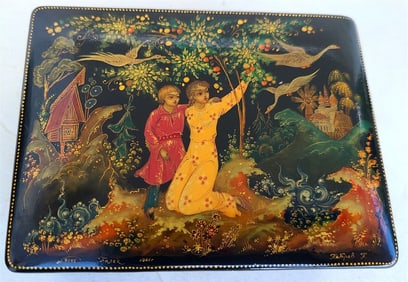 1961 RUSSIAN PALEKH SCHOOL SIGNED LACQUER BOX vintage FAIRY TALE