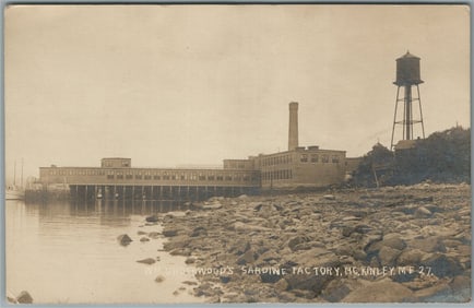 McKINLEY ME Wm. UNDERWOOD'S SARDINE CO. ANTIQUE REAL PHOTO POSTCARD RPPC