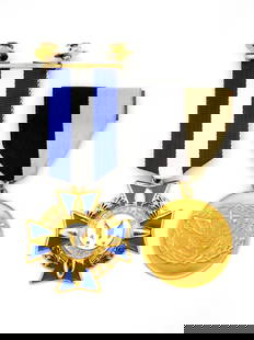 Honduran Air Force Medal and Brazilian Naval medal: Honduran Air Force Medal and Brazilian Naval medal. Full Length Blade Length