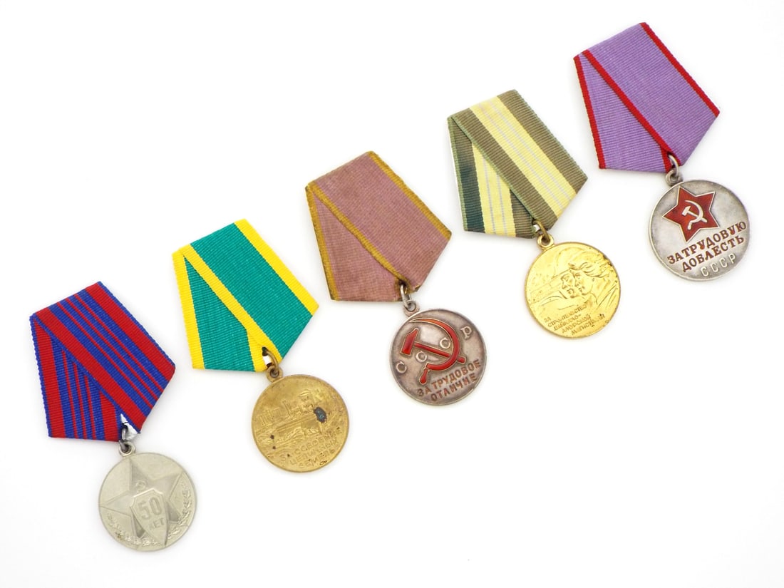5 Soviet Russian Medals (1 of 7)
