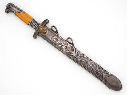 Super FINE Salesman Sample MINIATURE German WWII RAD Officers Dagger: Super FINE Salesman Sample MINIATURE German WWII RAD Officers Dagger. Authenticity Guaranteed From Estate of Important California Collector Full Length 8 Inches Blade Length 5 Inches