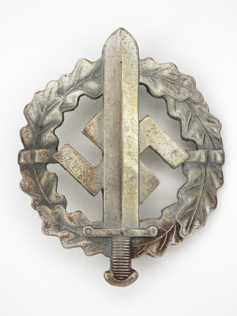 German WWII Silver SA Sports Badge (1 of 6)
