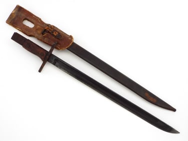 Very Good Japanese WWII Army Bayonet, with RARE RUBBERIZED Frog.