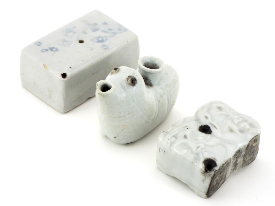 Antique Korean Celadon Ceramic Water Dropper Shaped As Mythological Animal (1 of 11)