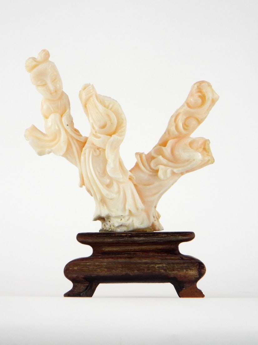 Antique Japanese Figurine Made of Carved White Coral (1 of 10)