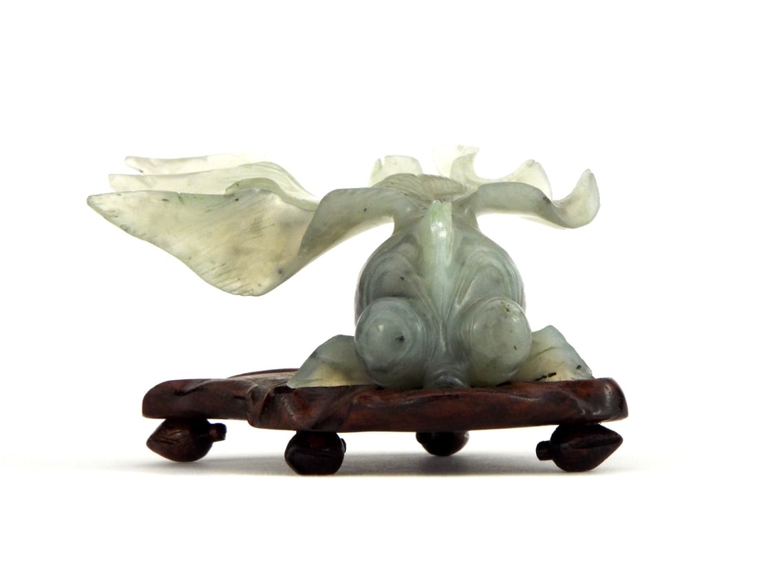 Antique Chinese Carved Pale Jade Goldfish Figure: Antique Chinese Carved Pale Jade Goldfish Figure. Full Length 2 Inches