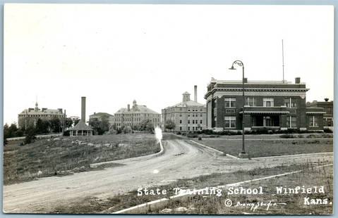 MINFIELD KS STATE TRAINING SCHOOL ANTIQUE REAL PHOTO POSTCARD RPPC: MINFIELD KS STATE TRAINING SCHOOL ANTIQUE REAL PHOTO POSTCARD RPPC