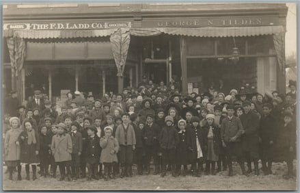 BARRE VT F.D. LADD COMPANY KIDS GROUP ANTIQUE REAL PHOTO POSTCARD RPPC