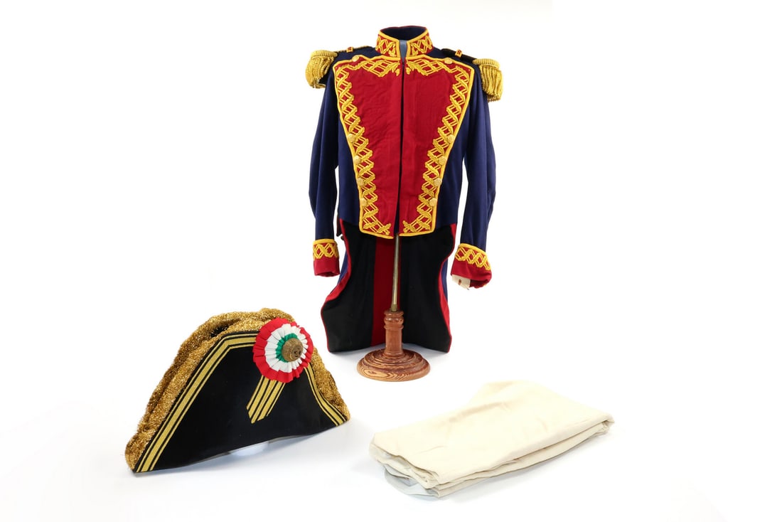 Mexican Generals Uniform from The Alamo Movie: Incredible uniform identified to Colonel Duquet who is played by Roland Uribe in the 2004 movie the Alamo. Unbelievable condition pants to Nick, hat, etc. dripping with gold embroidered brocade & bull