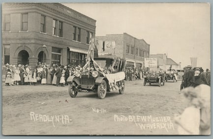 READLYN IA CAR PARADE ANTIQUE REAL PHOTO POSTCARD RPPC