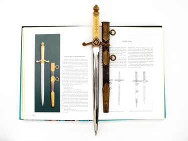 ULTRA RARE LATVIAN WWII German made Military Official M1923 Dagger by EICKHORN SOLINGEN