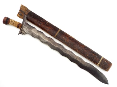 Antique Philippine Moro Warriors Kris Sword, Powerful Flamboyant Blade.