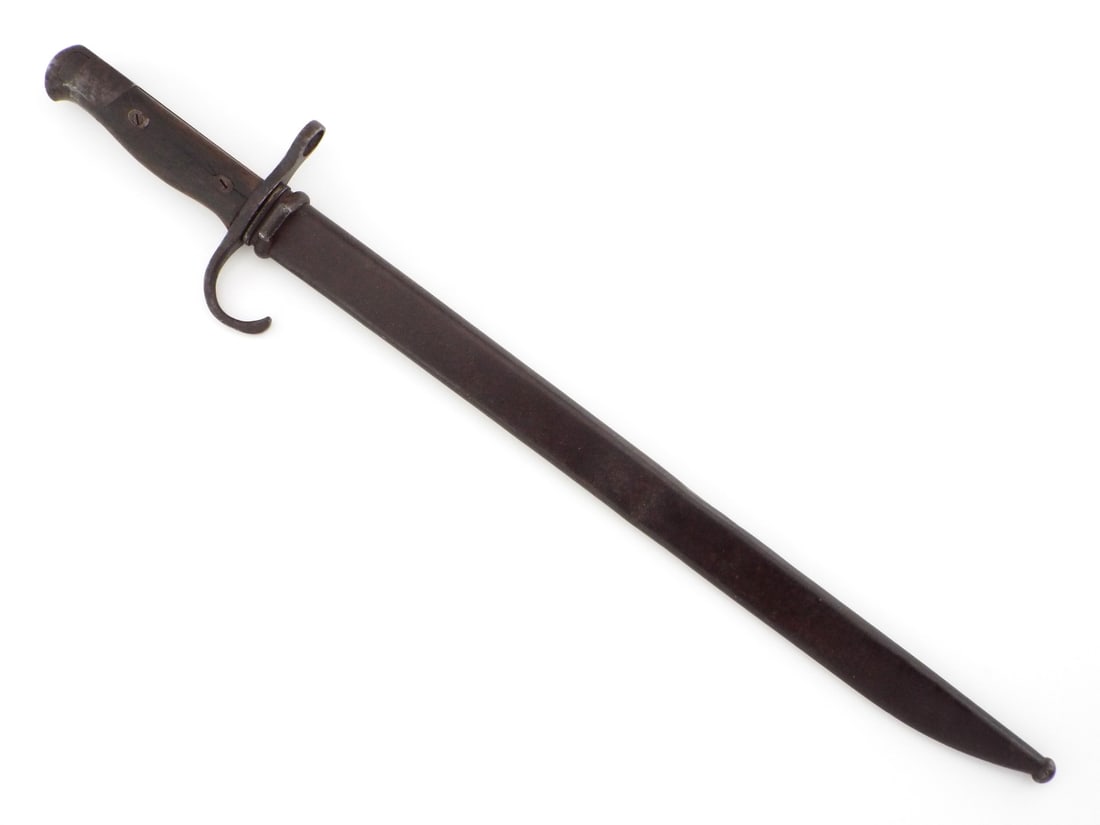 Japanese WWII Arisaka Battle Bayonet with Arsenal Markings: Japanese WWII Arisaka Battle Bayonet with Arsenal Markings. Full Length 20.5 Inches Blade Length 15.5 Inches