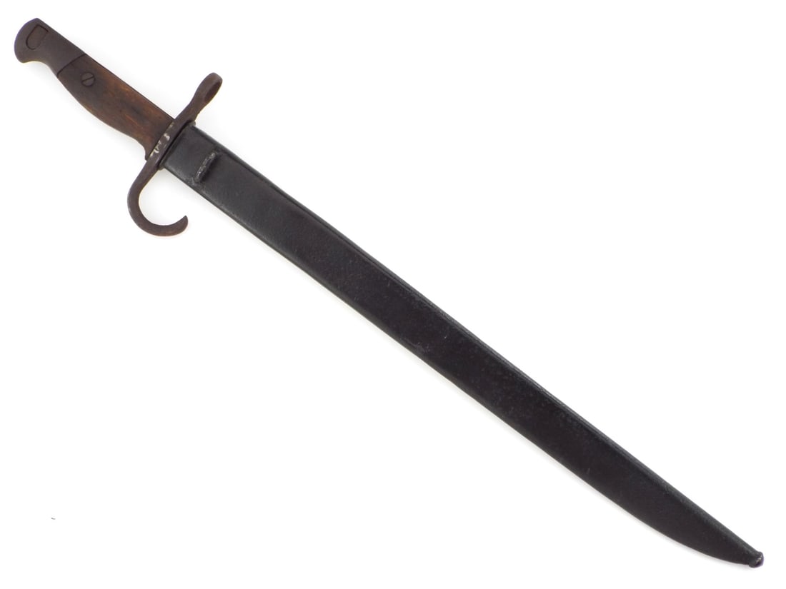 Japanese WWII Arisaka Battle Bayonet: Japanese WWII Arisaka Battle Bayonet Full Length 20.5 Inches Blade Length 15.5 Inches