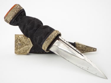 FINE Scottish Skean Dhu Dagger