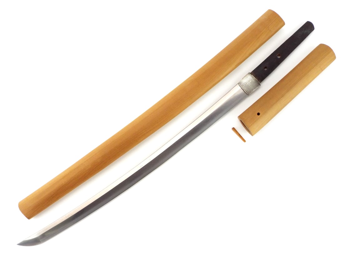 Japanese Samurai Suguha Wakizashi Edo Mumei: Japanese Samurai Suguha Wakizashi Edo Mumei Full Length 31.5 Inches Blade Length 20.5 Inches