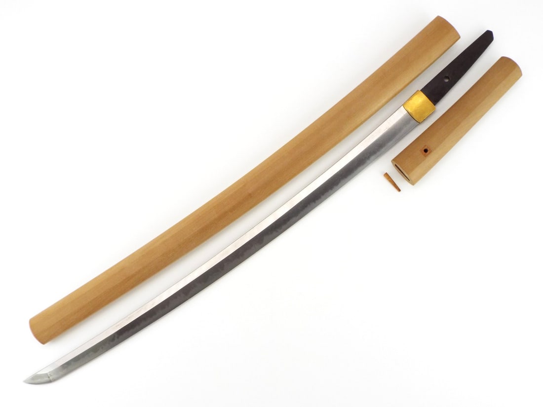 Japanese Samurai Long Wakizashi Choji-Midare Hamon Edo Reminiscent of Katate-Uchi Mumei: Japanese Samurai Long Wakizashi Choji-Midare Hamon Edo Reminiscent of Katate-Uchi Mumei Full Length 32 Inches Blade Length 22.5 Inches