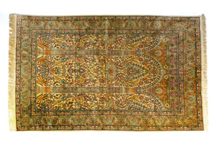 Very Fine Turkish Hand-knotted Oriental Silk Rug