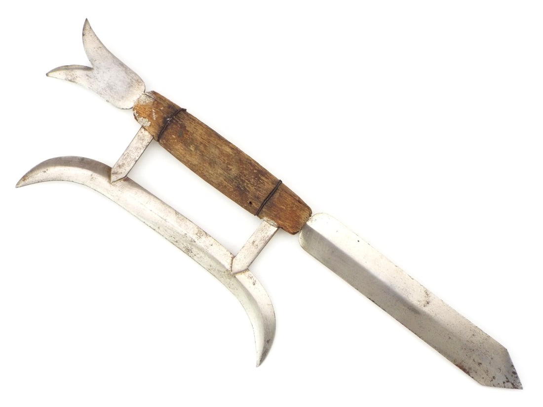 Chinese Qianlong Shuang Gou Tiger Hook Sword (1 of 18)