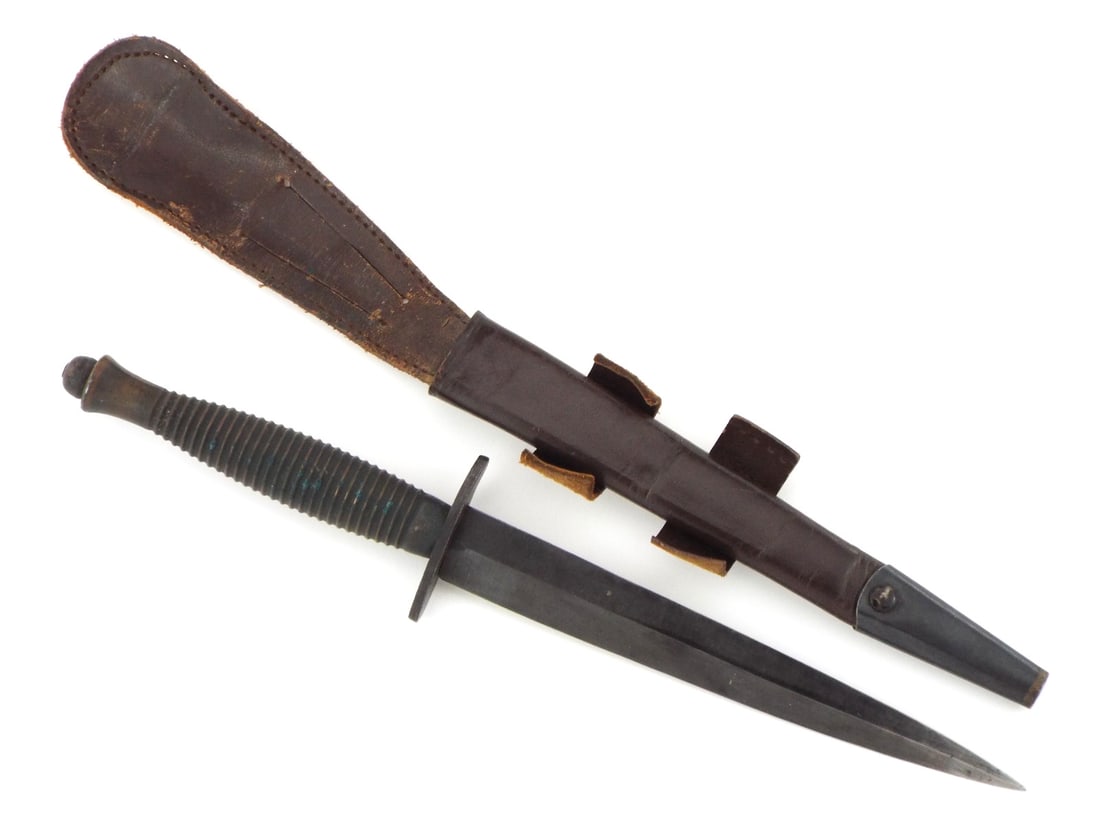 British WWII Fairbairn Sykes Fighting Knife with Scabbard (1 of 8)