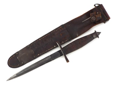 American WWII US V42 USS Omaha Stiletto Fighting Knife with Sheath with stamped USS Omaha numbered
