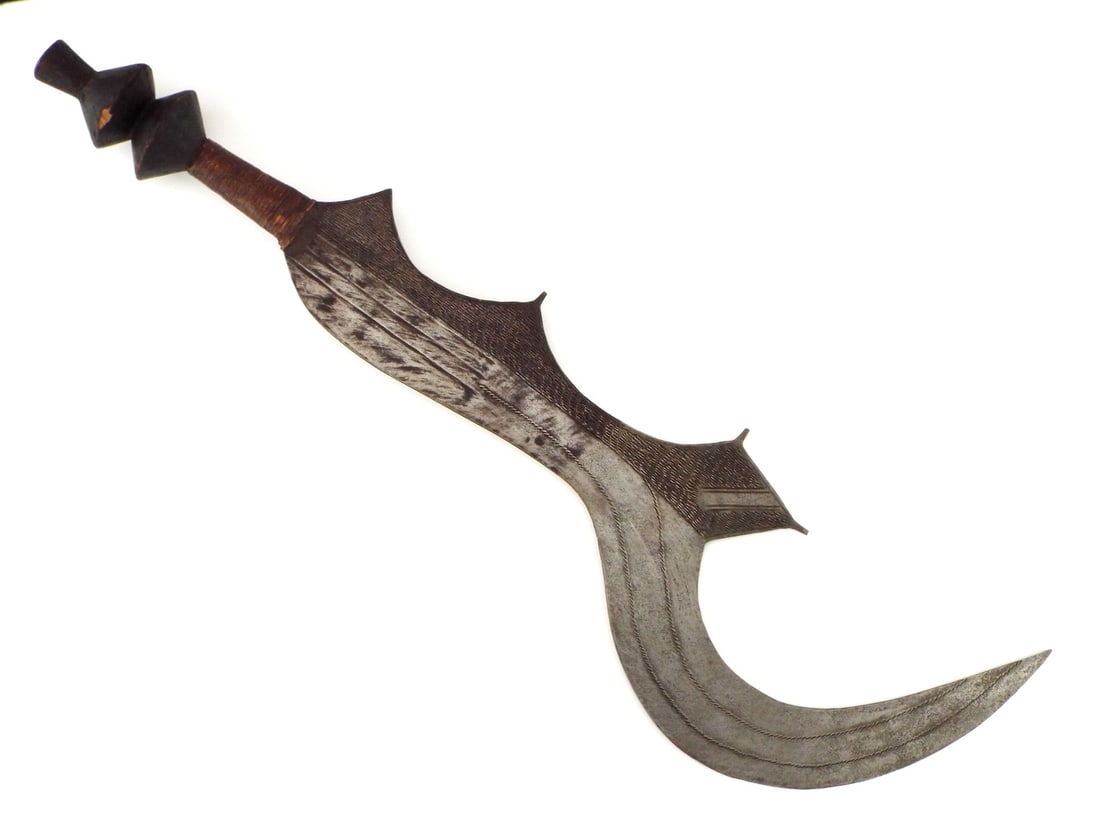 Antique African Ngala Tribe Executioner's Sword (1 of 17)