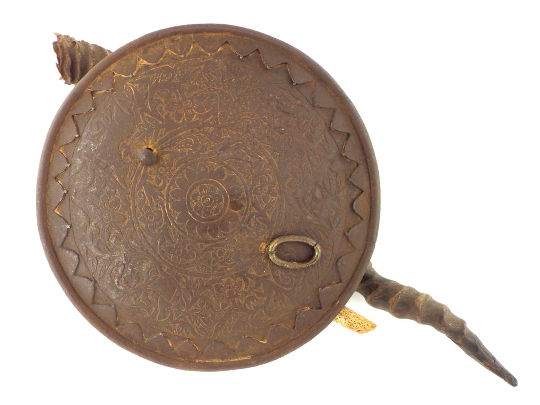 Rare Antique Indian Madu Fighting Sipar Shield (1 of 10)