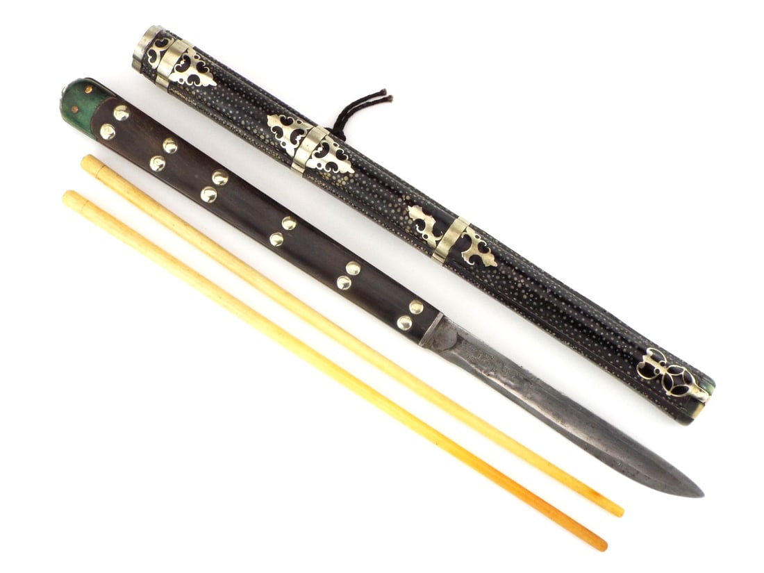 Unusually Large Antique Chinese or Mongolian Knife Set & Chopsticks (1 of 17)